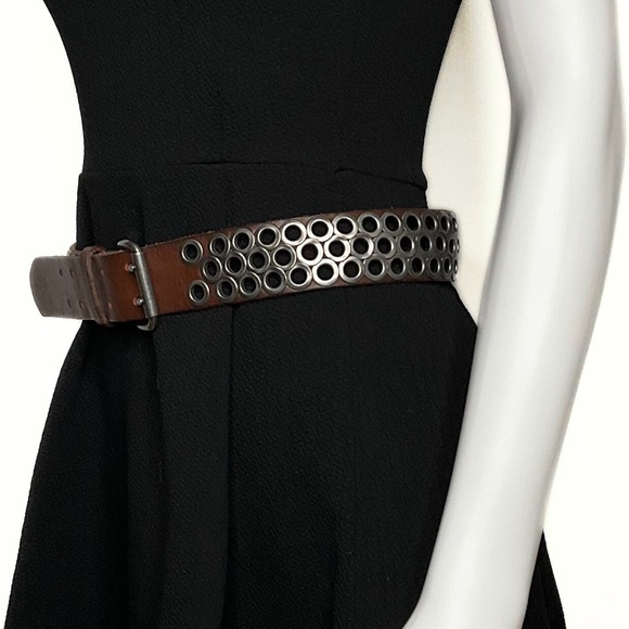 J Crew Brown Leather Grommet Nickel Hardware Belt Womens SZ S Edgy Punk Grunge - Picture 1 of 12